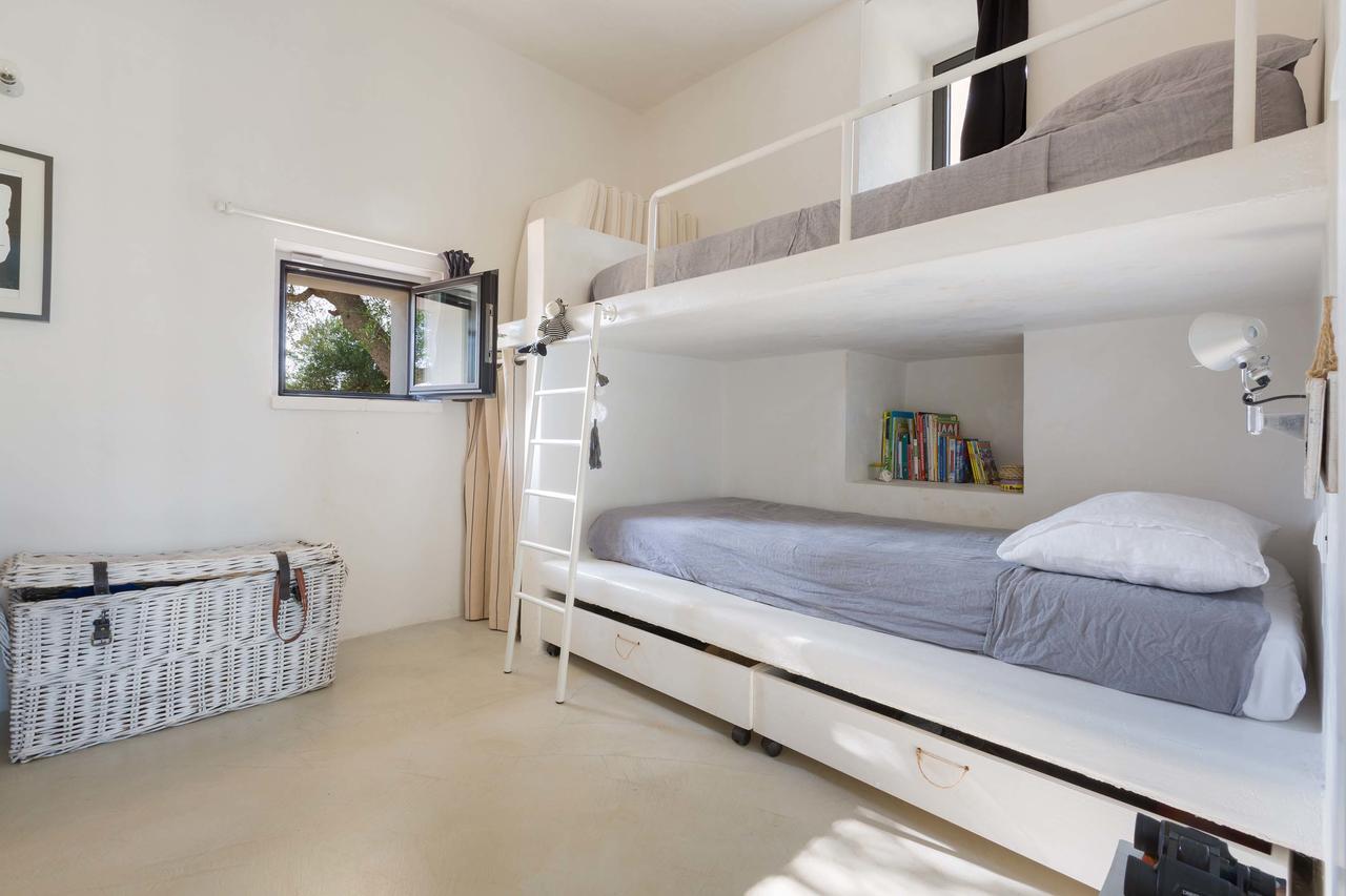 Casale Con Cipresso Villa Ostuni Eksteriør bilde